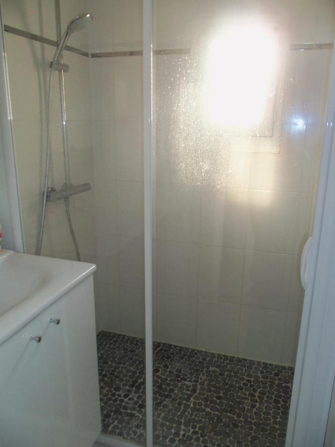 Appartement Au Coin de l'Olivier à Le Lavandou Extérieur photo