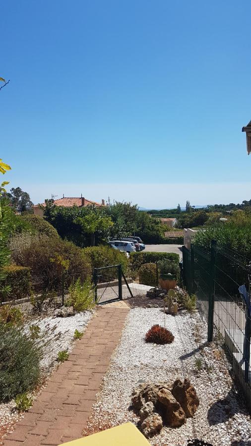Appartement Au Coin de l'Olivier à Le Lavandou Extérieur photo