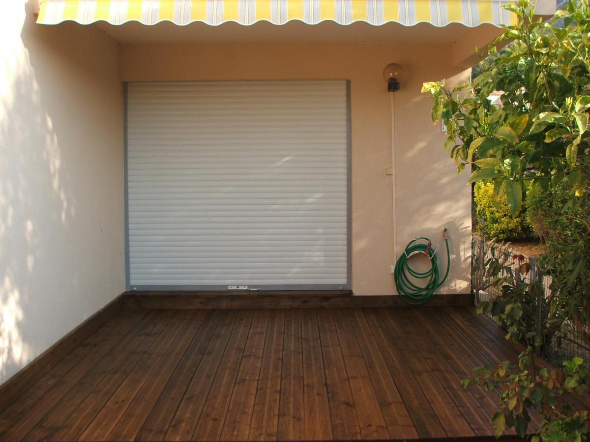 Appartement Au Coin de l'Olivier à Le Lavandou Extérieur photo